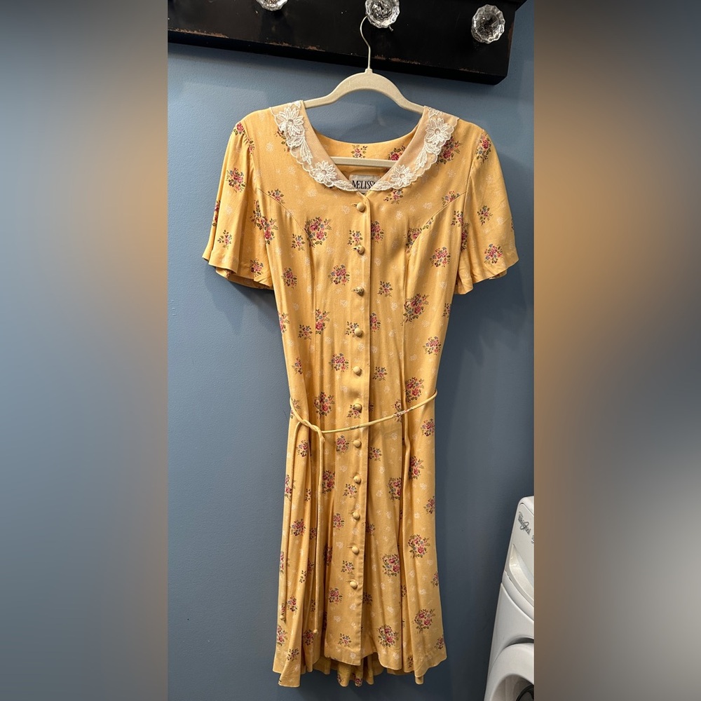 Melissa Yellow Floral Dress with Lace Collar - Picture 3 of 9